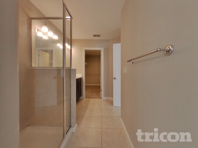 Building Photo - 12137 Trailhead Dr