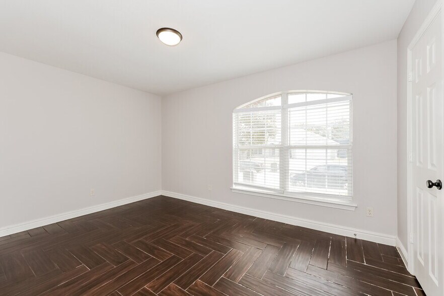 Building Photo - 613 Fawn Meadow Trail