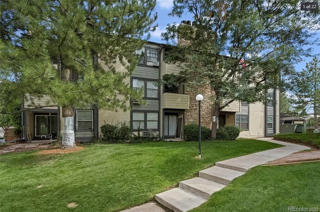 Building Photo - 497 S Memphis Way