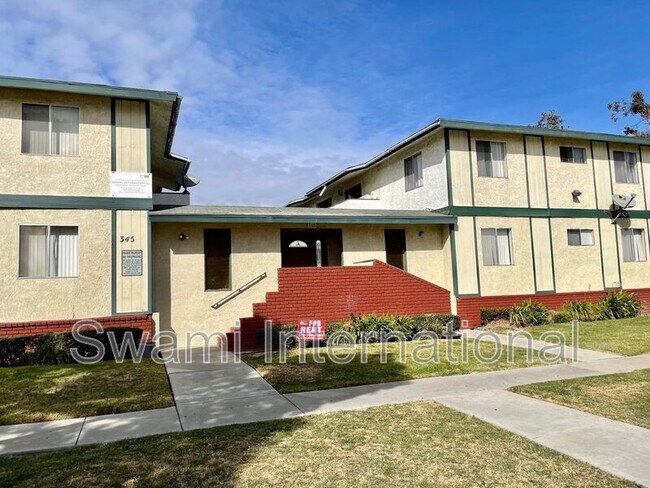 Building Photo - 345 Stepney St