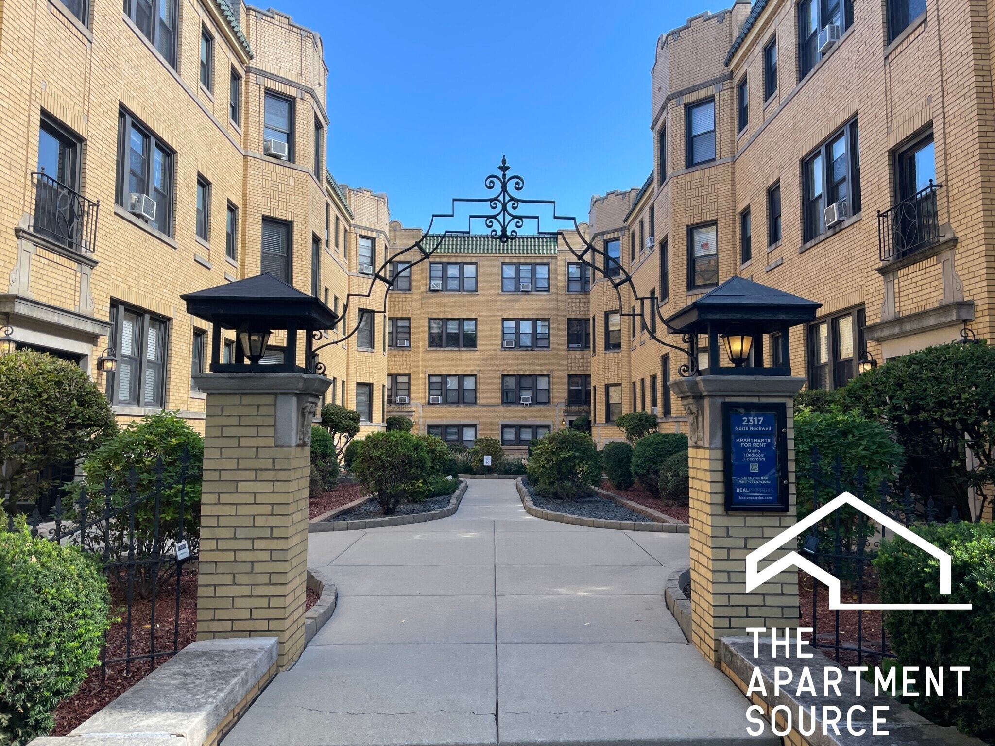 Building Photo - 2329 N Rockwell St