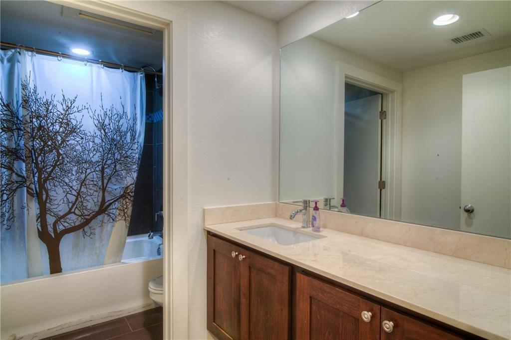 Building Photo - 2710 San Pedro St