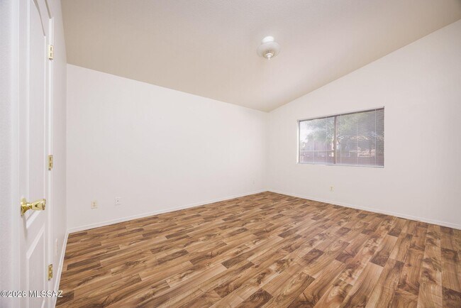 Building Photo - 2385 W Monet Way