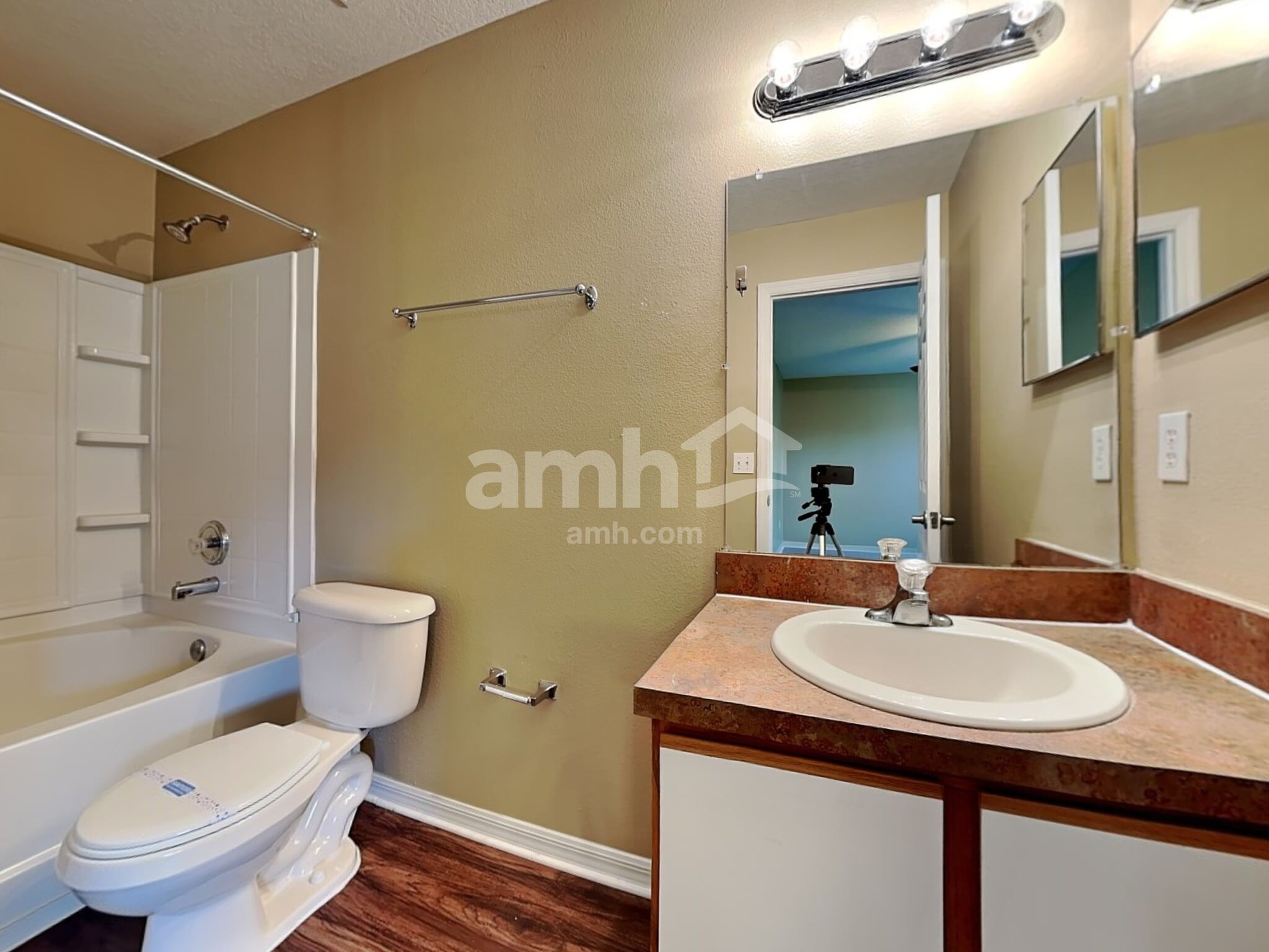 Building Photo - 15601 Sarcee Ct