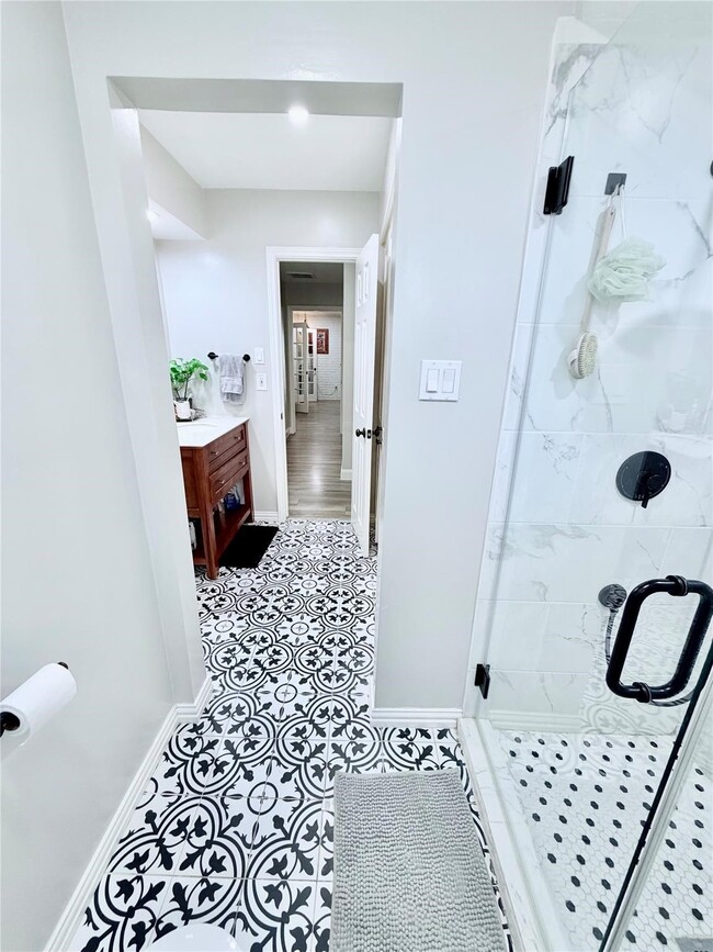 Building Photo - 7146 Bayou Forest Dr