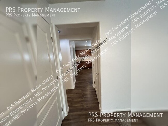 Building Photo - 45563 W Starlight Dr