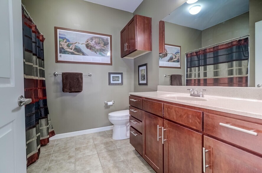 Building Photo - 1755 Central Park Rd