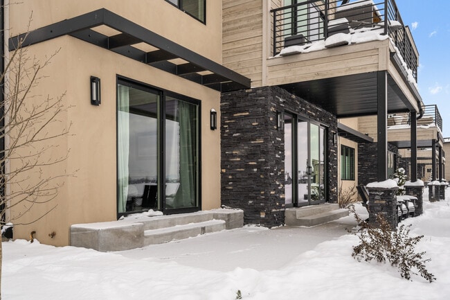 Building Photo - 45 Duckhorn Ln