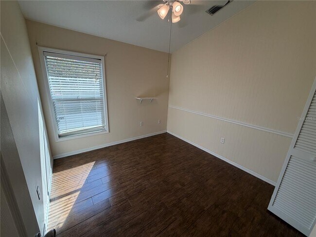 Building Photo - 7224 49th Ave E