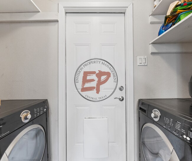 Building Photo - 6319 Wiethorn Dr