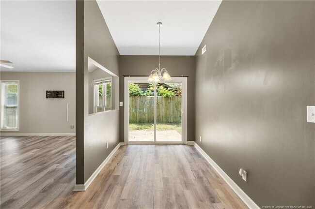 Building Photo - 6909 Timberwood Dr