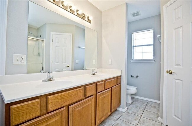 Building Photo - ***520 Walker Street***