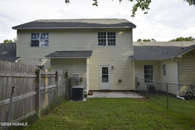Building Photo - 2031 Brandymill Ln
