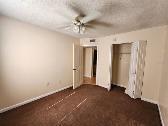 Building Photo - 501 SW 75th St