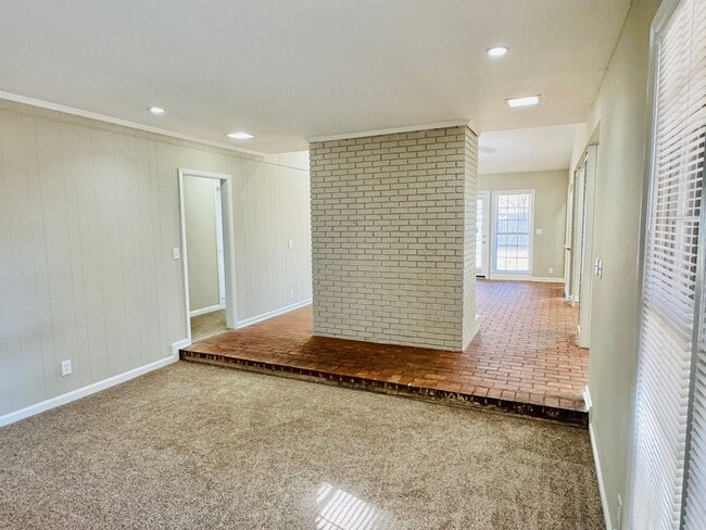 Building Photo - Updated 4-Bedroom Ranch with the layout everyone wants