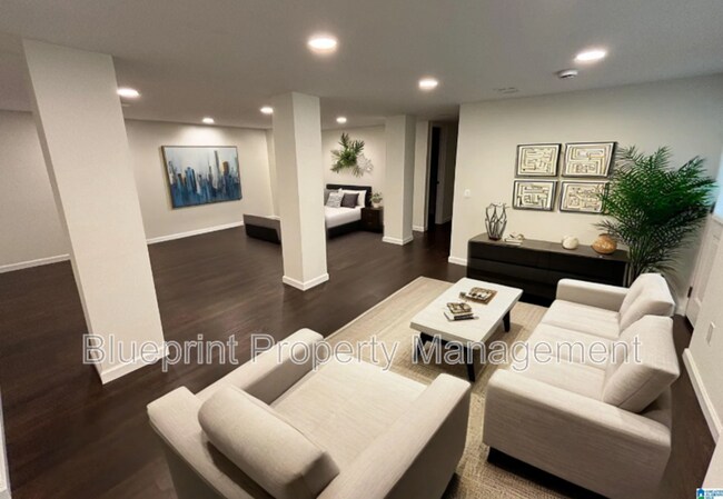 Building Photo - 500 Rollingwood Rd