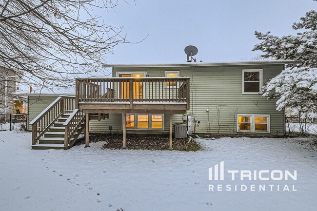 Building Photo - 1510 Farrington Ct