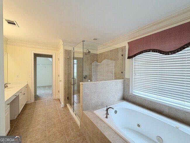 Building Photo - 3753 Baccurate Way