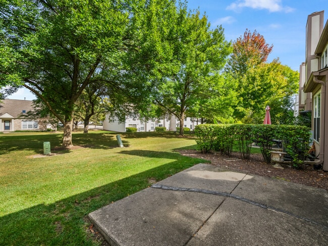 Building Photo - 4672 N Sapphire Dr