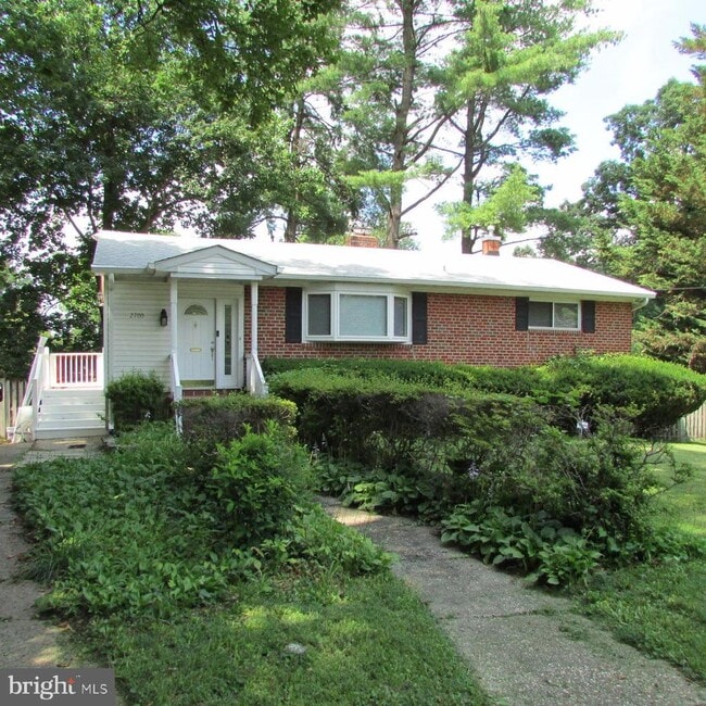 Building Photo - 2700 Sulgrave Ave