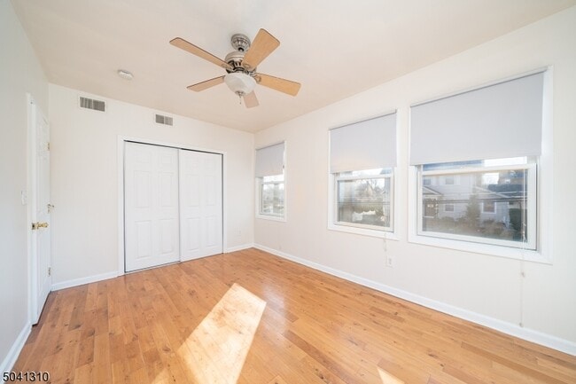 Building Photo - 250 High St