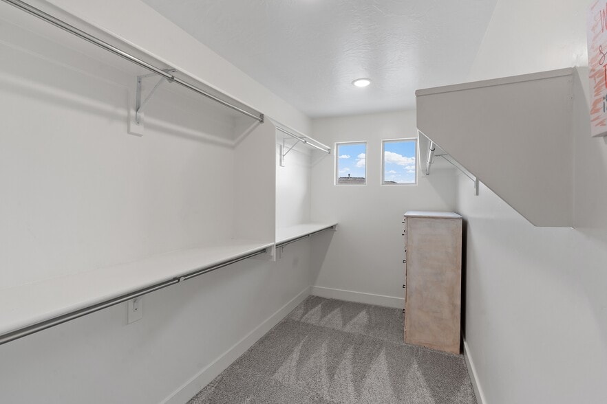 Building Photo - 5862 S Challenger Way