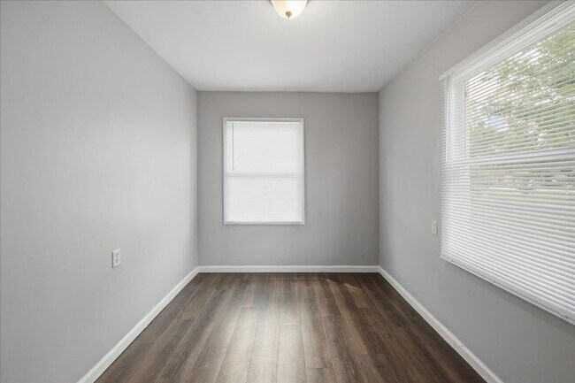 Building Photo - 3705 N Whittier Pl