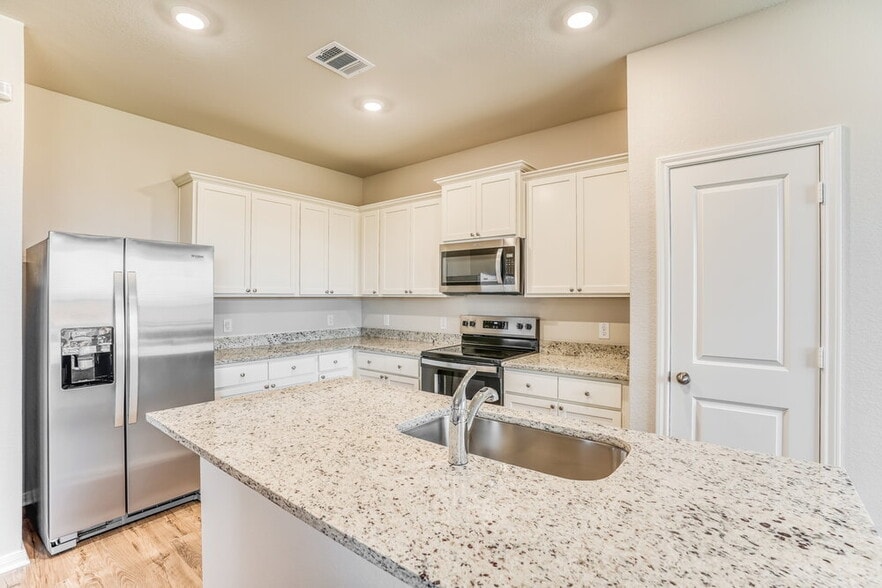 Building Photo - 7531 Tipton Meadow Way