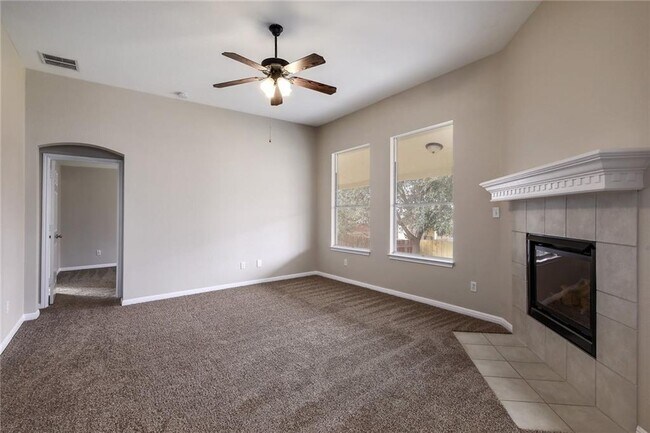 Building Photo - 1608 Bush Coat Ln