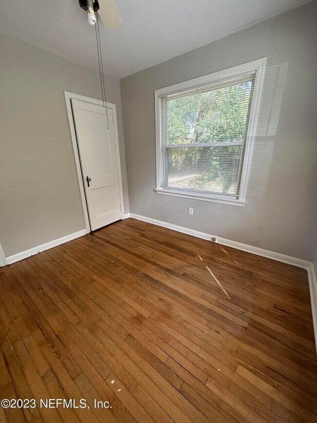 Building Photo - 1123 Brierfield Dr