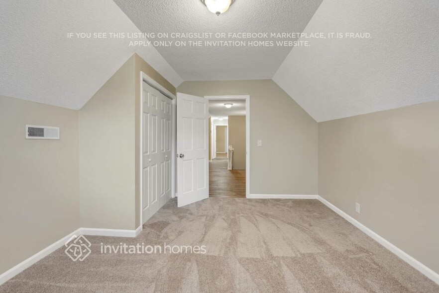 Building Photo - 2904 Nautilus Dr