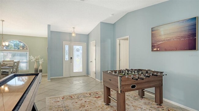 Building Photo - 2246 Cork Oak St W