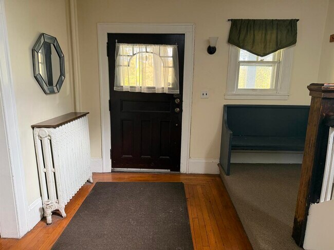 Building Photo - 72 Pawling Ave