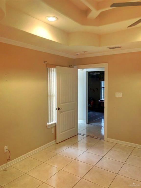 Building Photo - 24 Ludden Dr