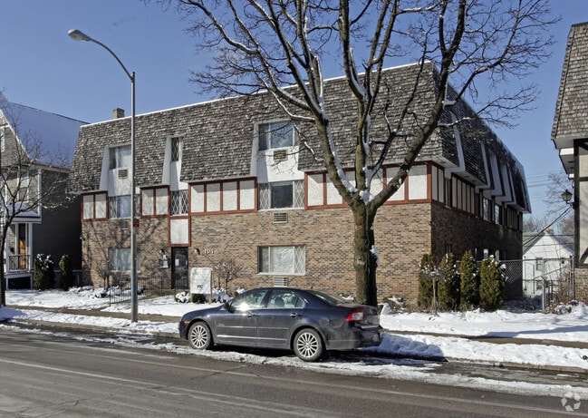 Building Photo - RESCO Apartments