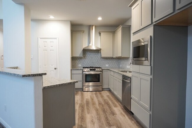 Building Photo - 7506 Stone Arbor Ln