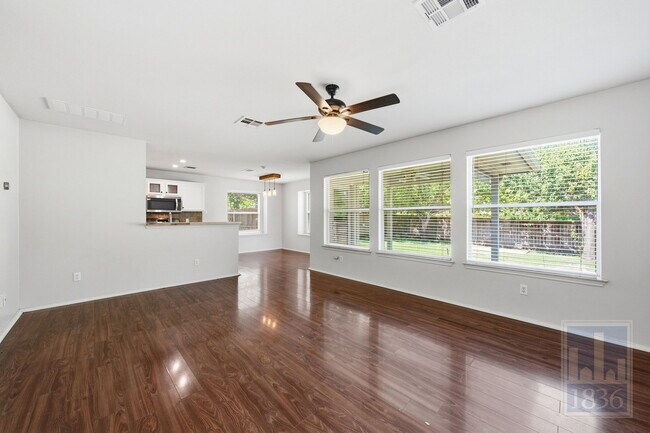 Building Photo - 1506 Fort LLoyd Pl