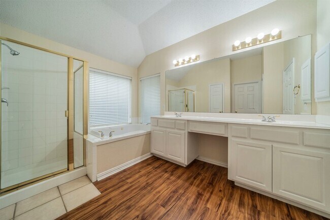 Building Photo - 4709 Belladonna Dr