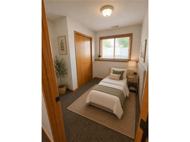 Building Photo - 5398 Kahler Dr NE