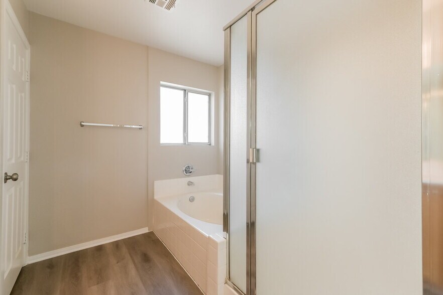 Building Photo - 6416 Pronghorn Ridge Ave