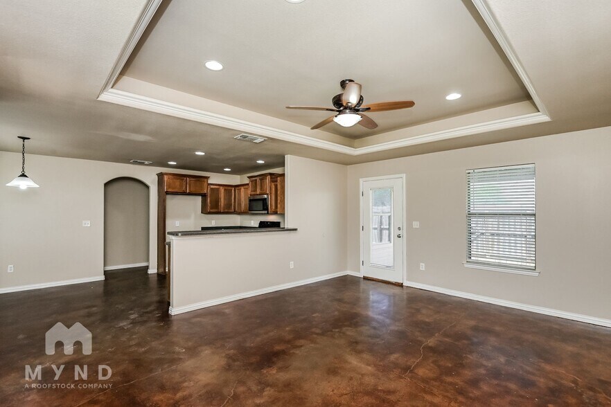 Building Photo - 116 Jolin Ln