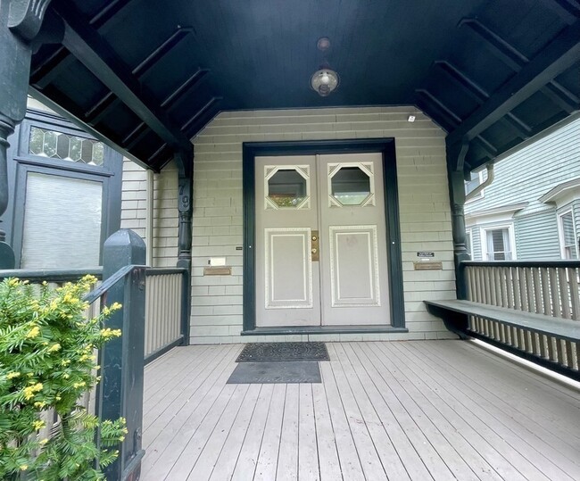 Building Photo - 79 Aspinwall Ave