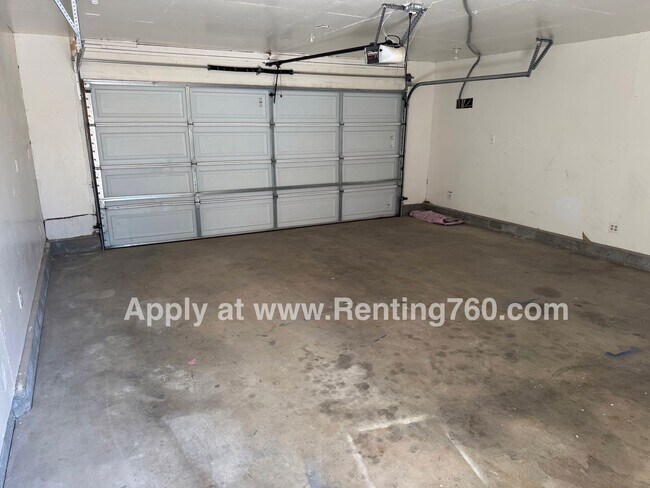 Building Photo - 6372 Cahuilla Ave