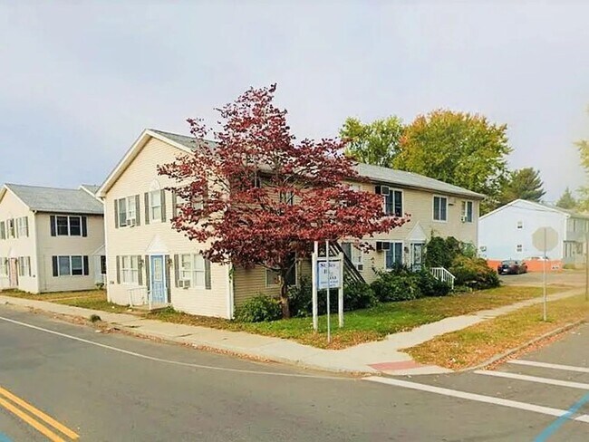 Building Photo - Spacious 2-Bedroom Apartment in Chicopee
