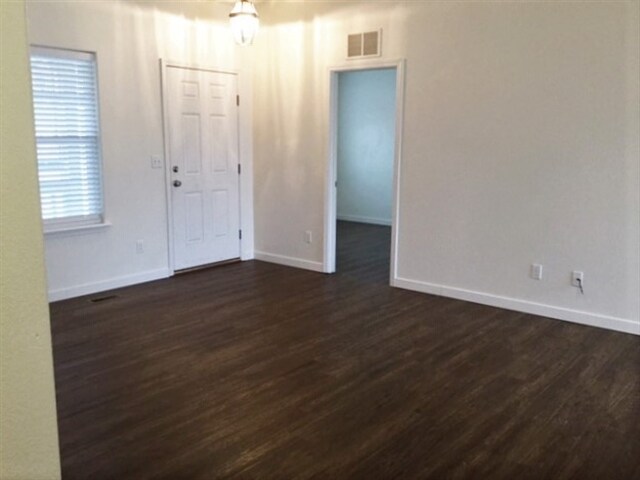 Building Photo - 1857 W Sahara Dr