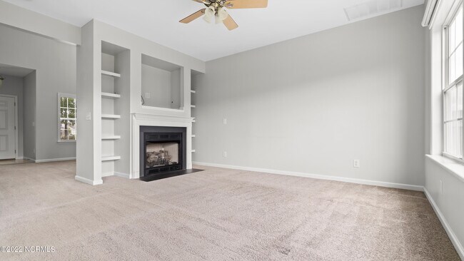 Building Photo - 501 Pearl Valley Ct
