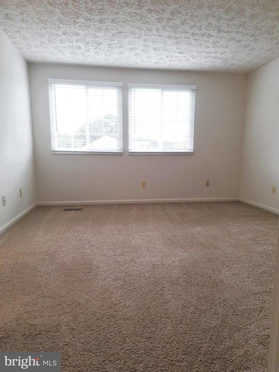Building Photo - 505 Cross Ridge Ct