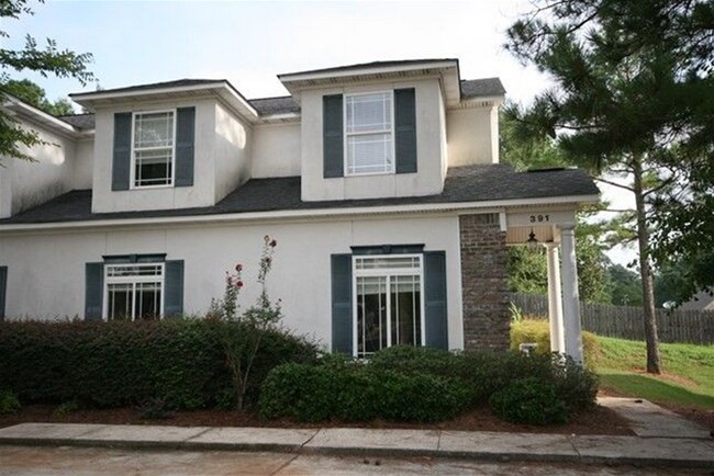 Primary Photo - 389-391 Jack Hampton Dr