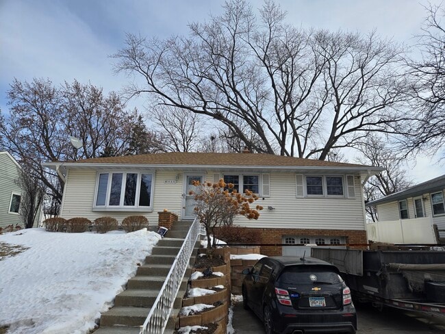 Building Photo - 1466 Charlton St