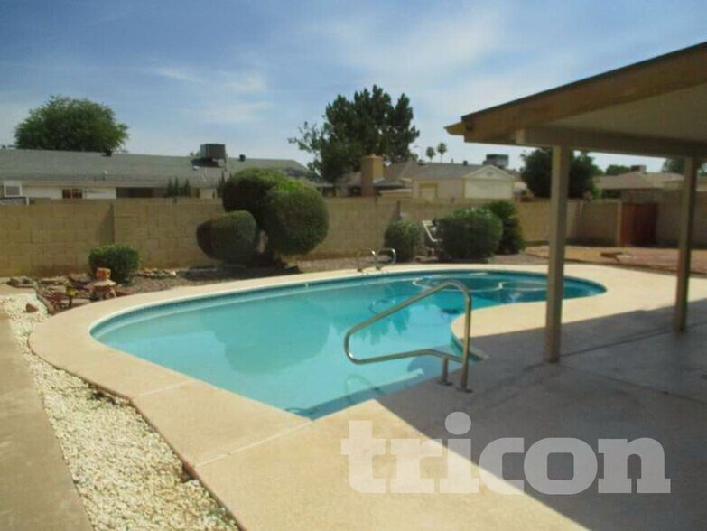 Building Photo - 4150 W Frier Dr